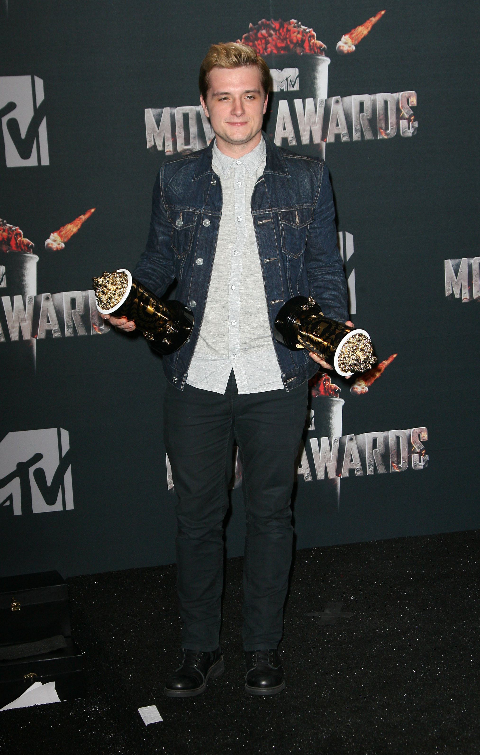 MTV_Awards_2014_002.jpg