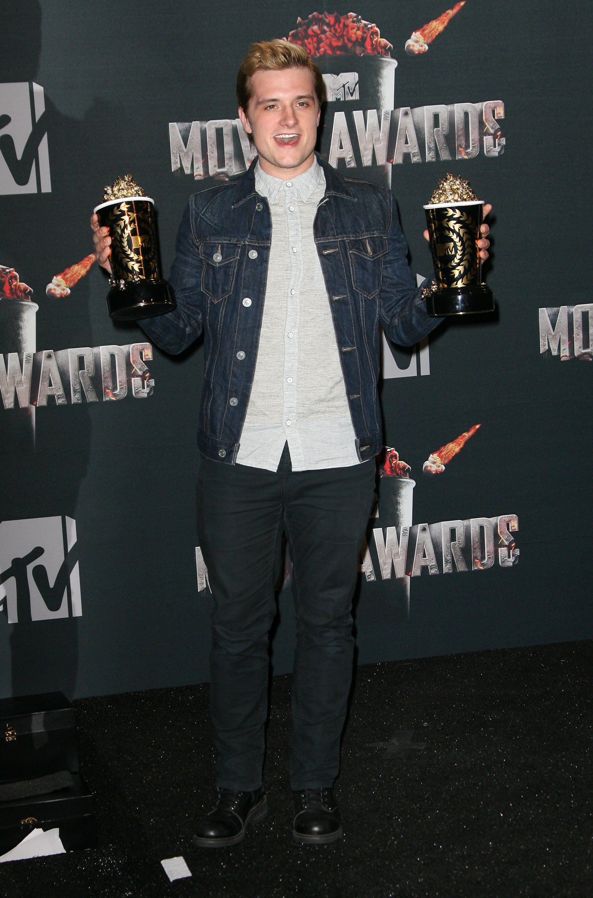MTV_Awards_2014_003.jpg