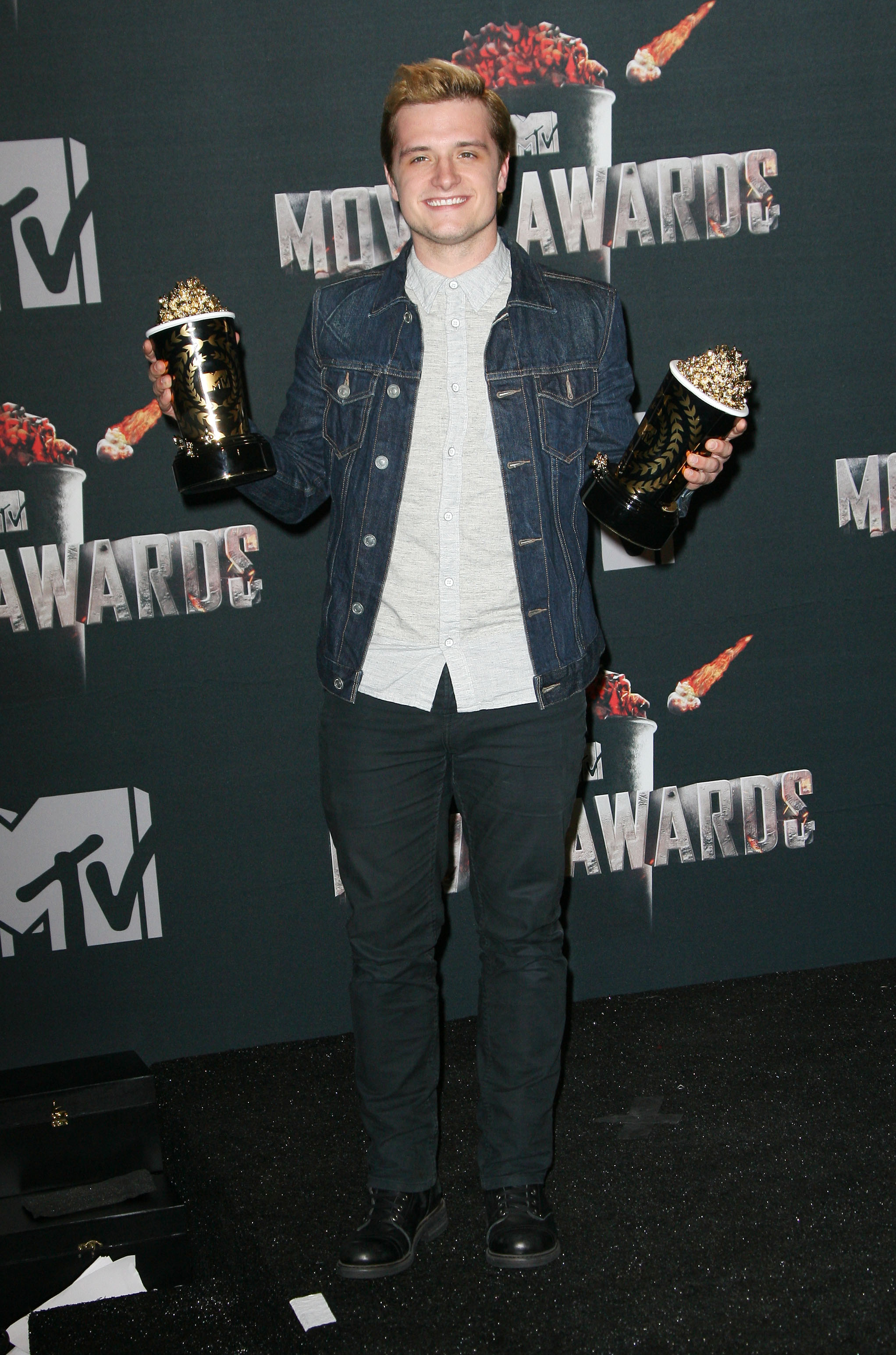 MTV_Awards_2014_004.jpg