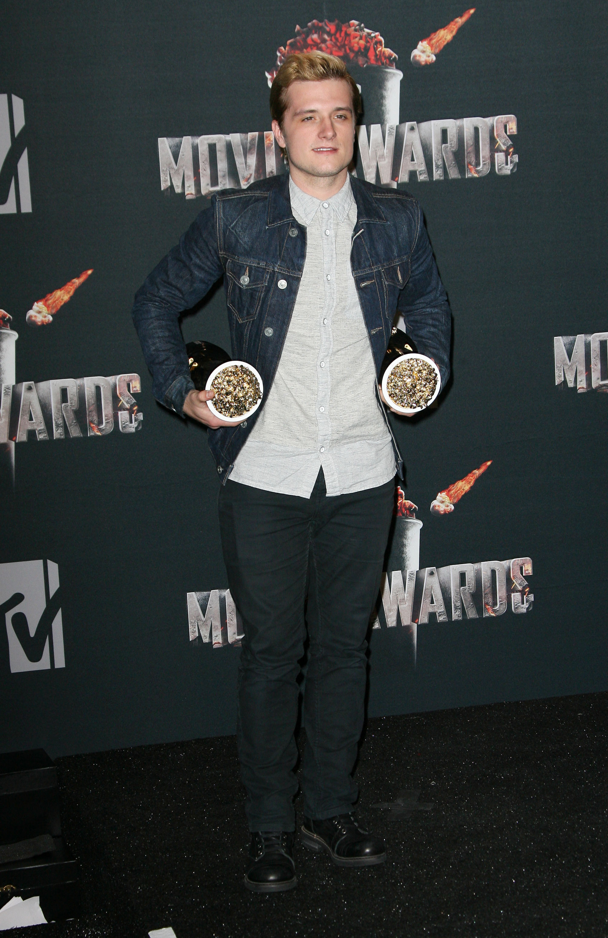 MTV_Awards_2014_006.jpg