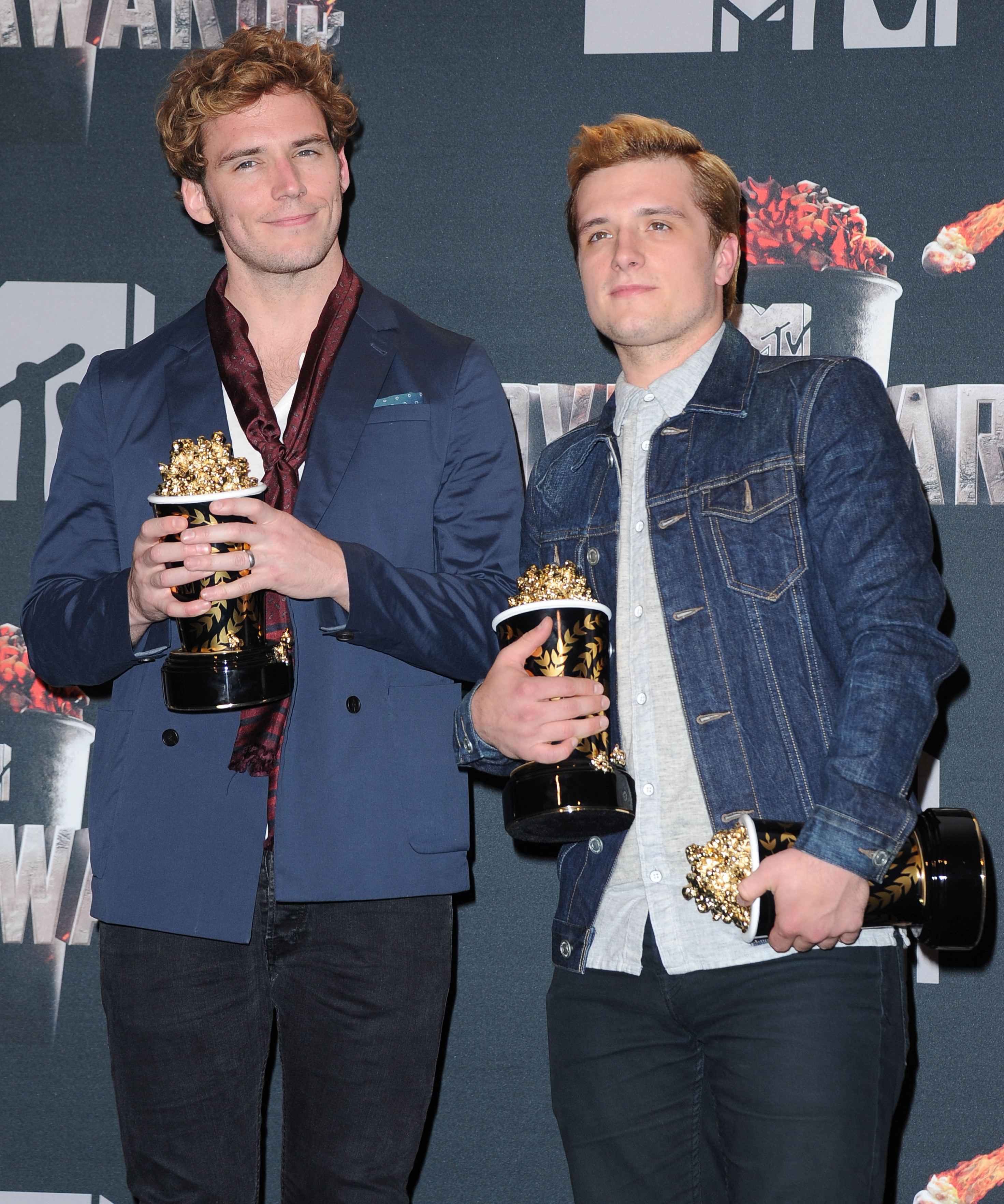 MTV_Awards_2014_013.jpg MTV_Awards_2014_013.jpg