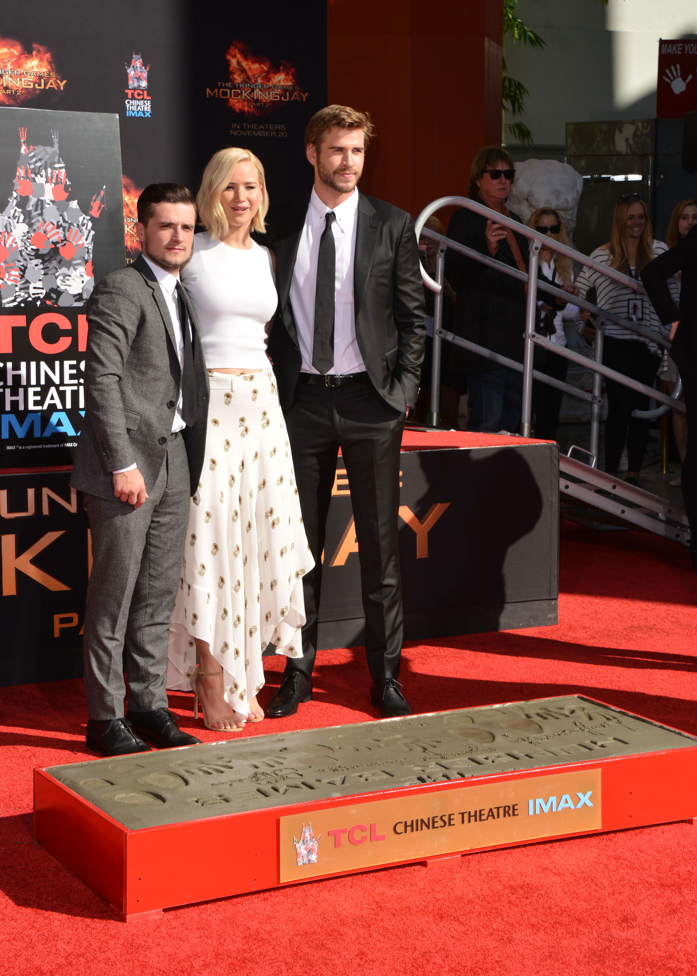 The_Hunger_Games_Hand_and_FootPrint_Ceremony_073.jpg