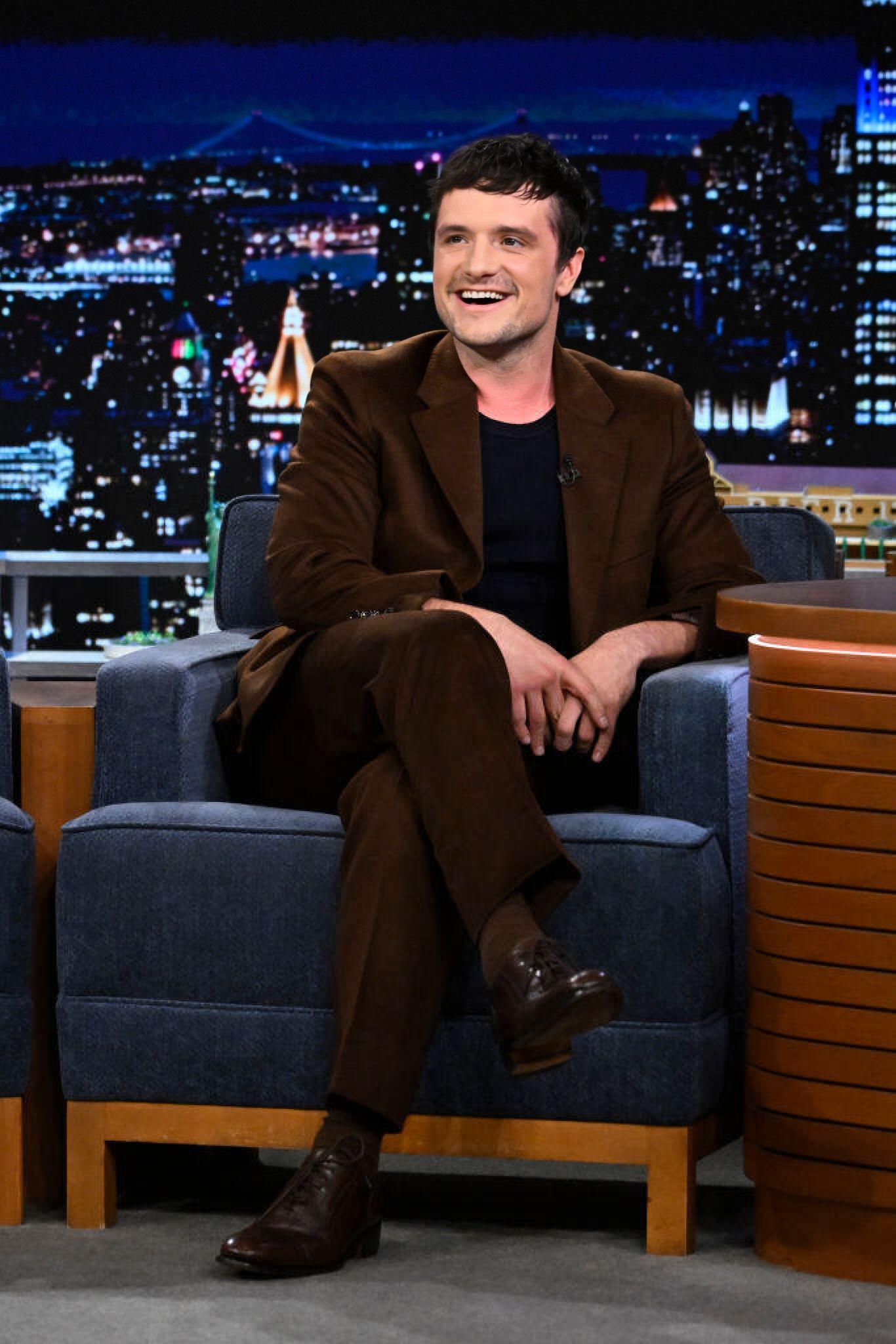 simplyjoshhutcherson-006.jpg